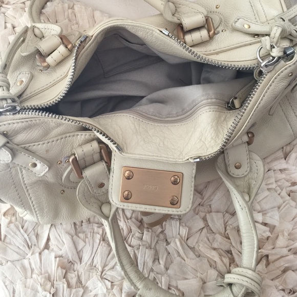 Chloe lamb skin soft lock beige bag - Picture 4 of 4